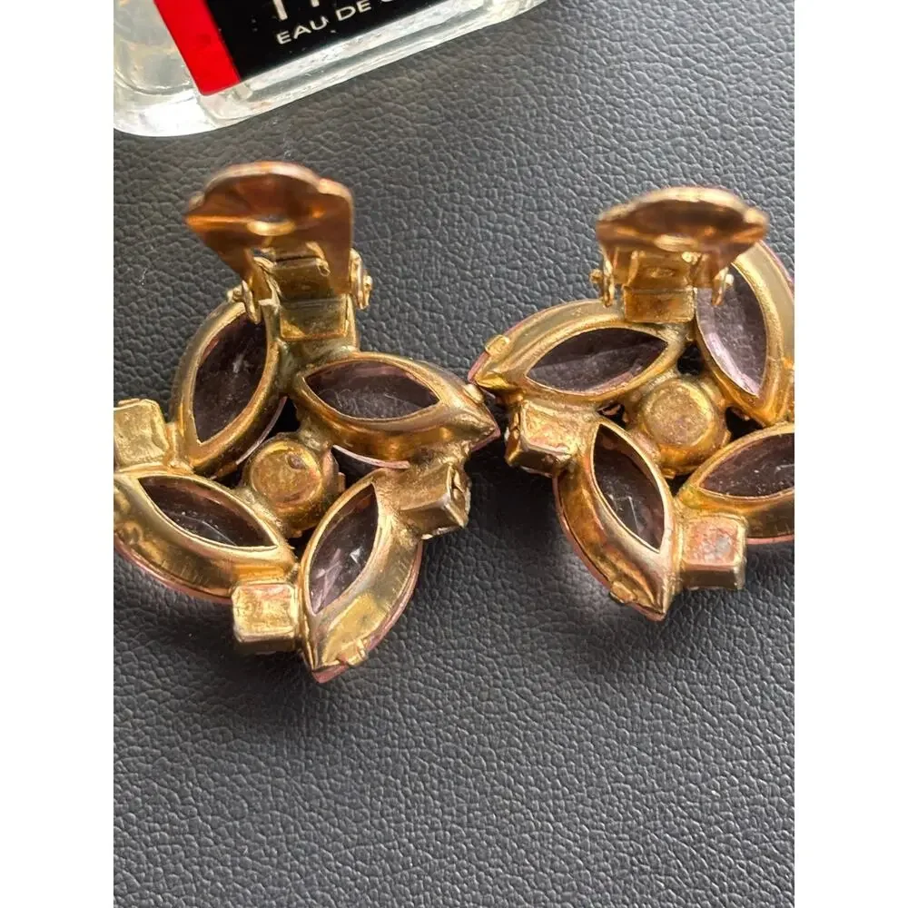 Vintage Cluster Rhinestone Aurora Borealis Gold-tone Clip On Earrings